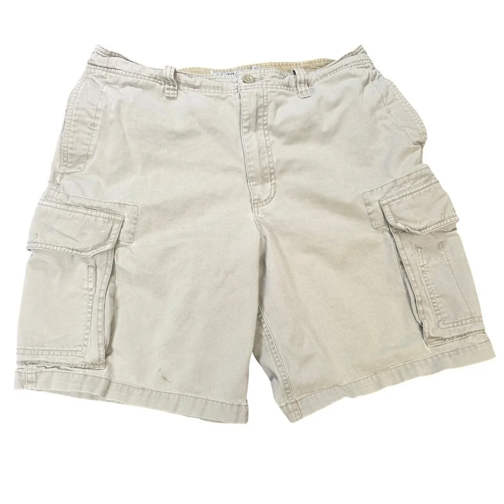 Old Navy Khaki Cargo Shorts Men's Size 33 Tan Cotton Twill Relaxed Fit Utility